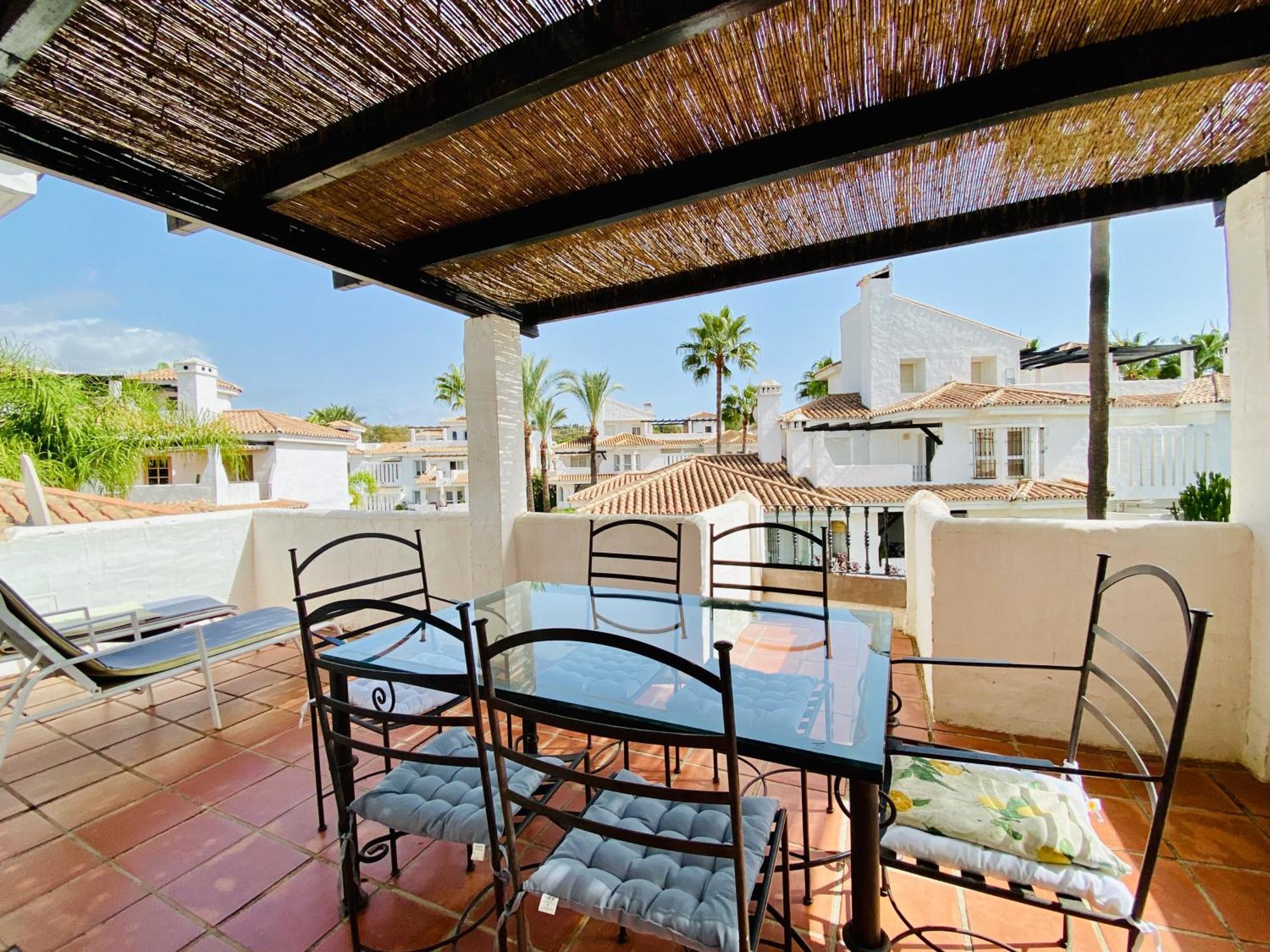 Serinamar- Los Naranjos De Marbella Oda fotoğraf